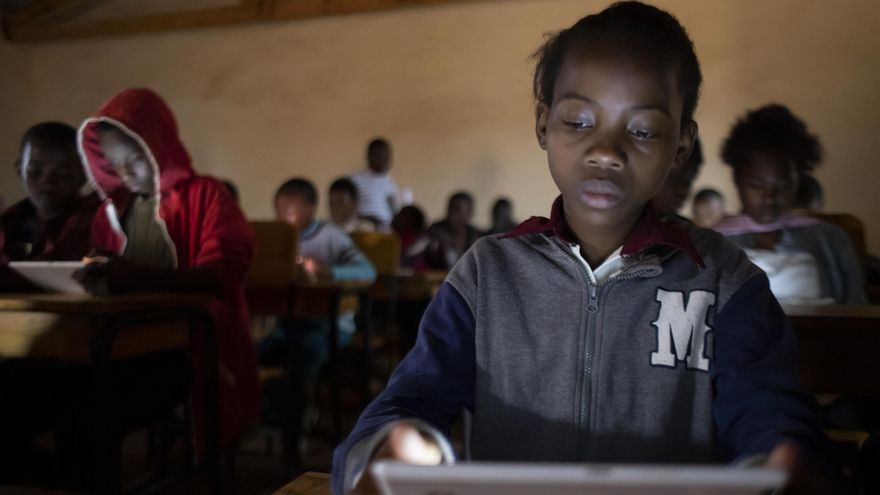 Gloria, la niña que quiere dedicar su vida a la Ciencia en un campo de refugiados