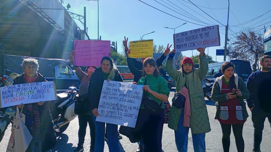 Hay más de 59.000 viviendas sociales sin terminar: "Siento impotencia: pagaría la mitad de un alquiler"