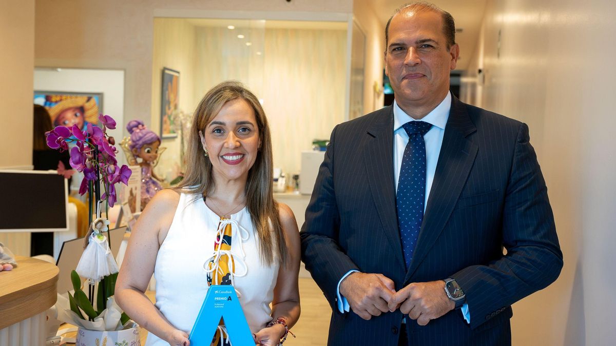 CaixaBank reconoce a la odontóloga Victoria Melián Artiles con el ‘Premio a Profesional Autónoma’ en Canarias