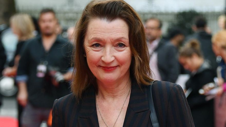 La actriz británica Lesley Manville.