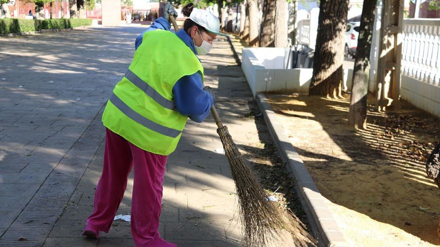 El paro subió en Castilla-La Mancha durante el mes de julio, pero el balance es positivo en el último año