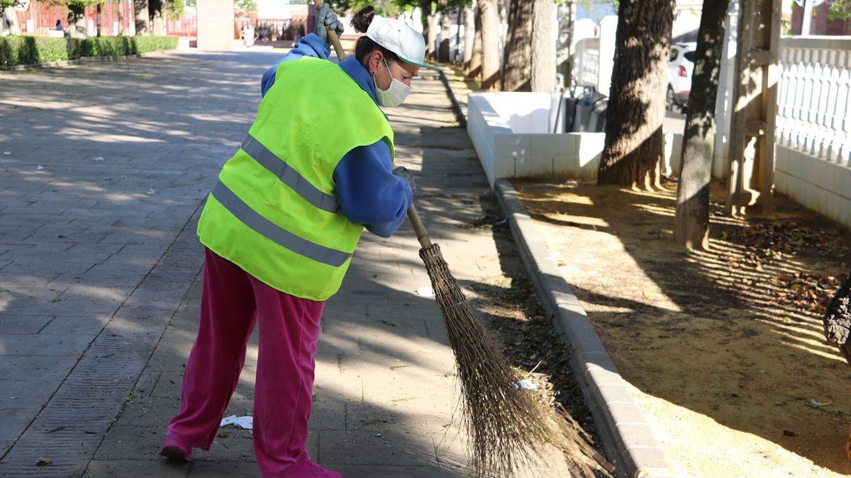 El paro subió en Castilla-La Mancha durante el mes de julio, pero el balance es positivo en el último año