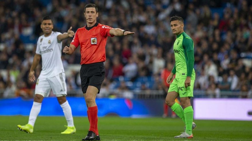 El colegiado riojano César Soto debuta este jueves en la Europa League