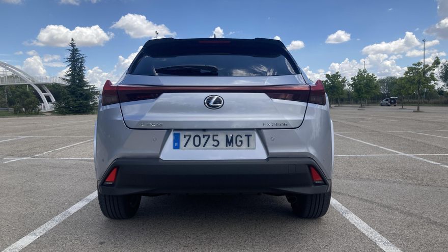 La buena interacción del motor de gasolina y el sistema eléctrico hace posible una utilización más frecuente de este último en ciudad.