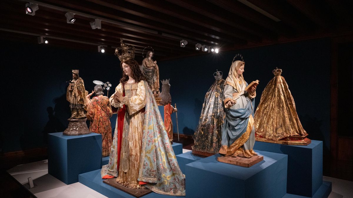 Exposición 'Regina. Patrimonio textil en los ajuares marianos' en el Espacio Cultural de San Santa Cruz de La Palma