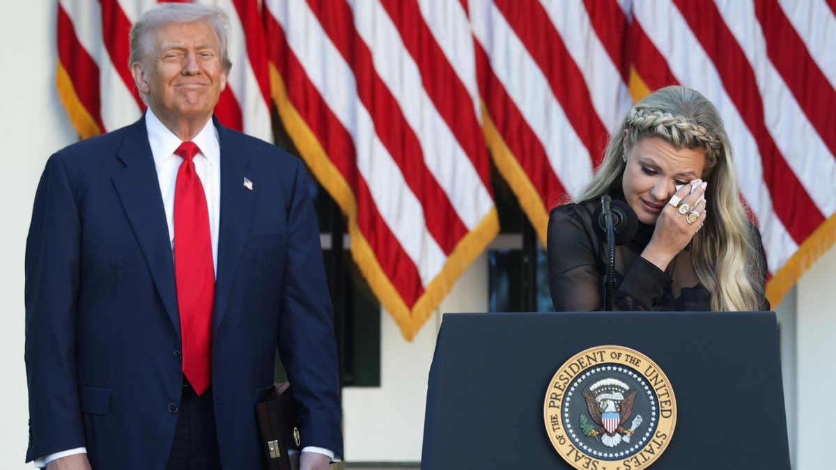 Con Trump, todo va de Trump, hasta una medalla a Charlie Kirk... Y los suyos, con Bannon al frente, ya apuntan al tercer mandato en 2028