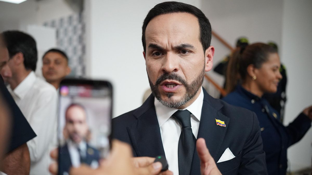 Abelardo de la Espriella, en campaña.
