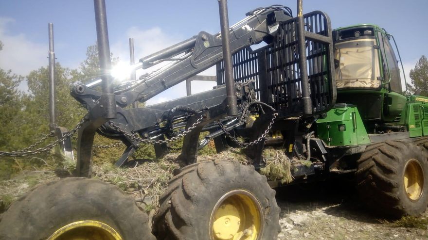 Una de las máquinas utilizadas en los trabajos de tala.