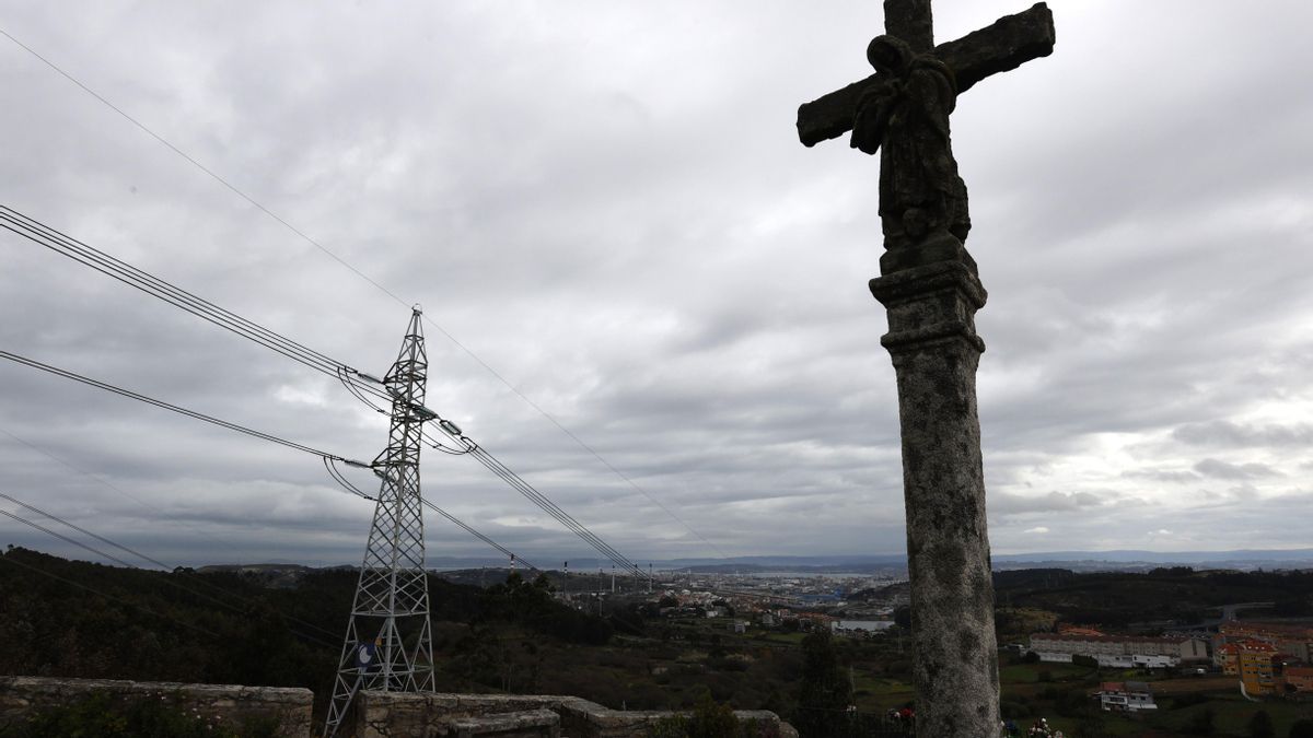 La Xunta delega en los ayuntamientos la supervisión del patrimonio entre avisos de expertos: "No actuar es expolio"