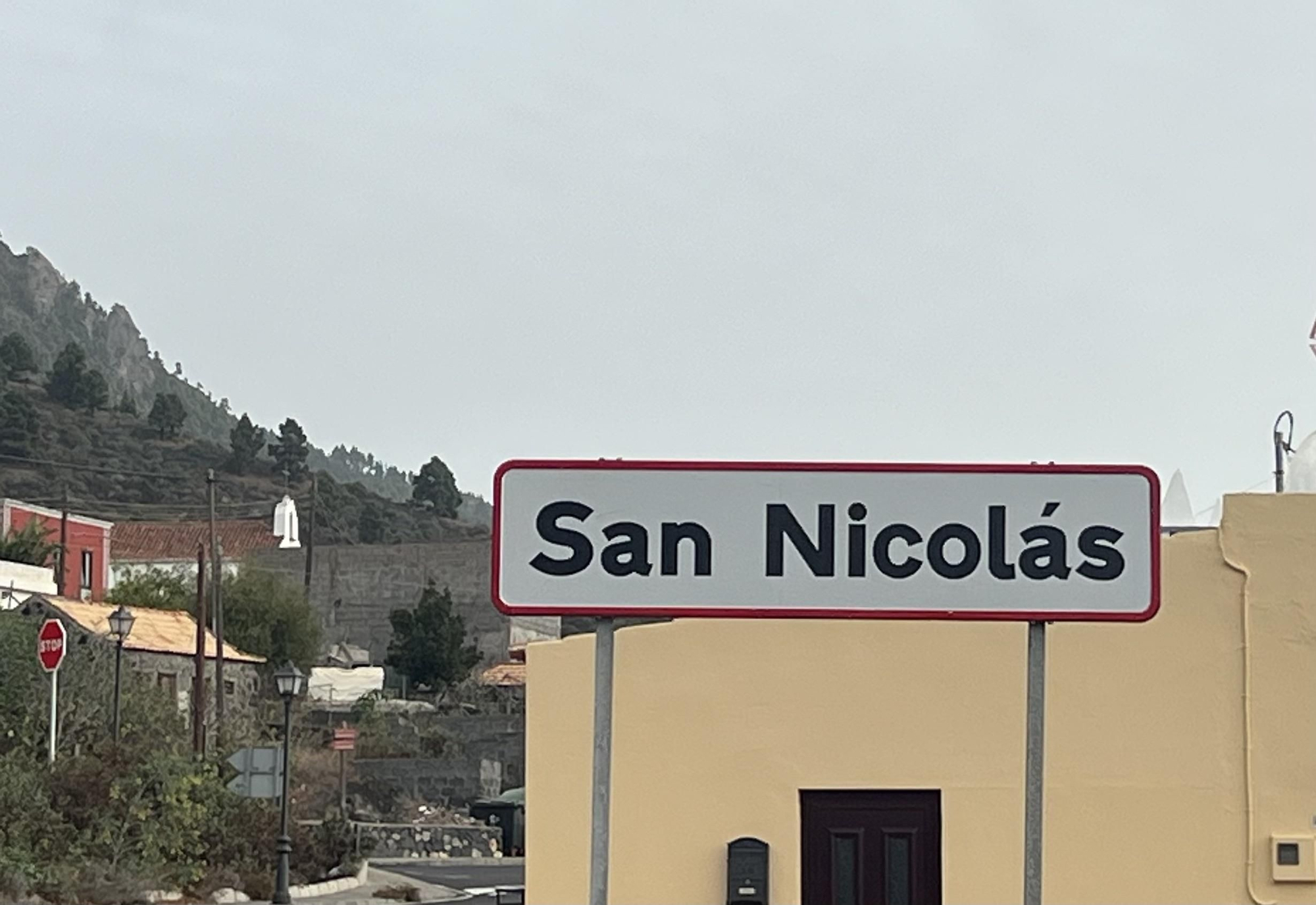 Señal con el nombre de San Nicolás.