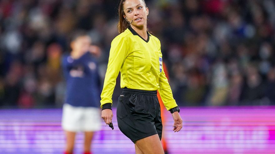 La huelga arbitral paraliza la Liga F