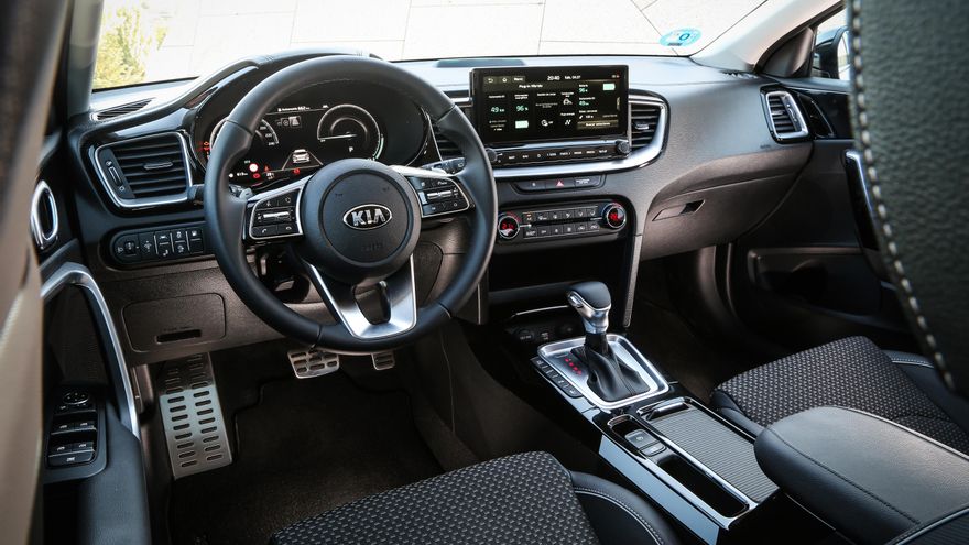 Habitáculo del Kia XCeed PHEV.