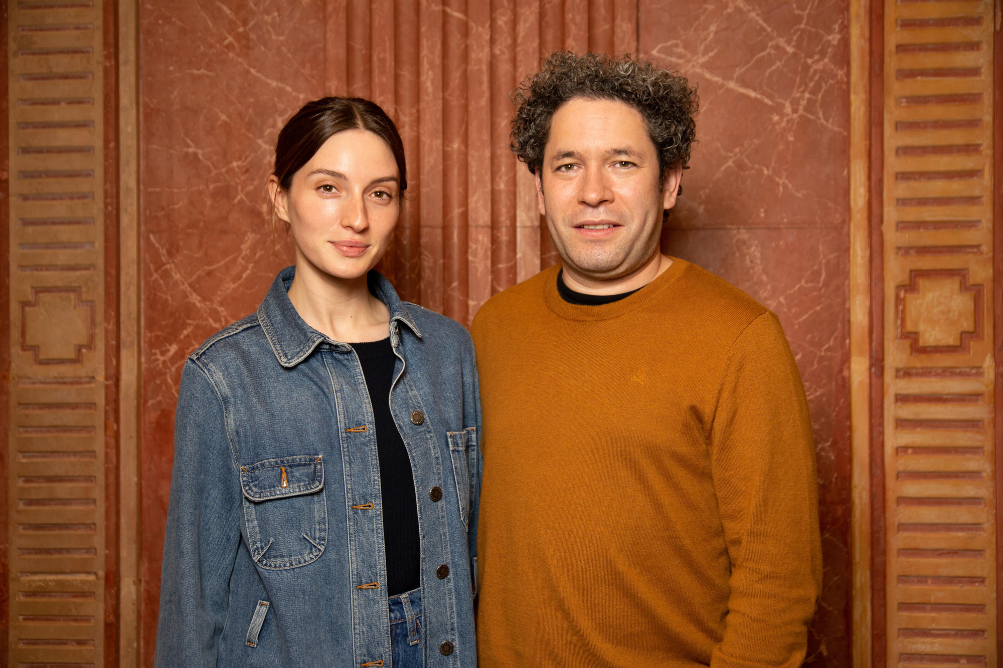 La actriz María Valverde y el compositor Gustavo Dudamel, ambos promotores del proyecto 'Encuentros'