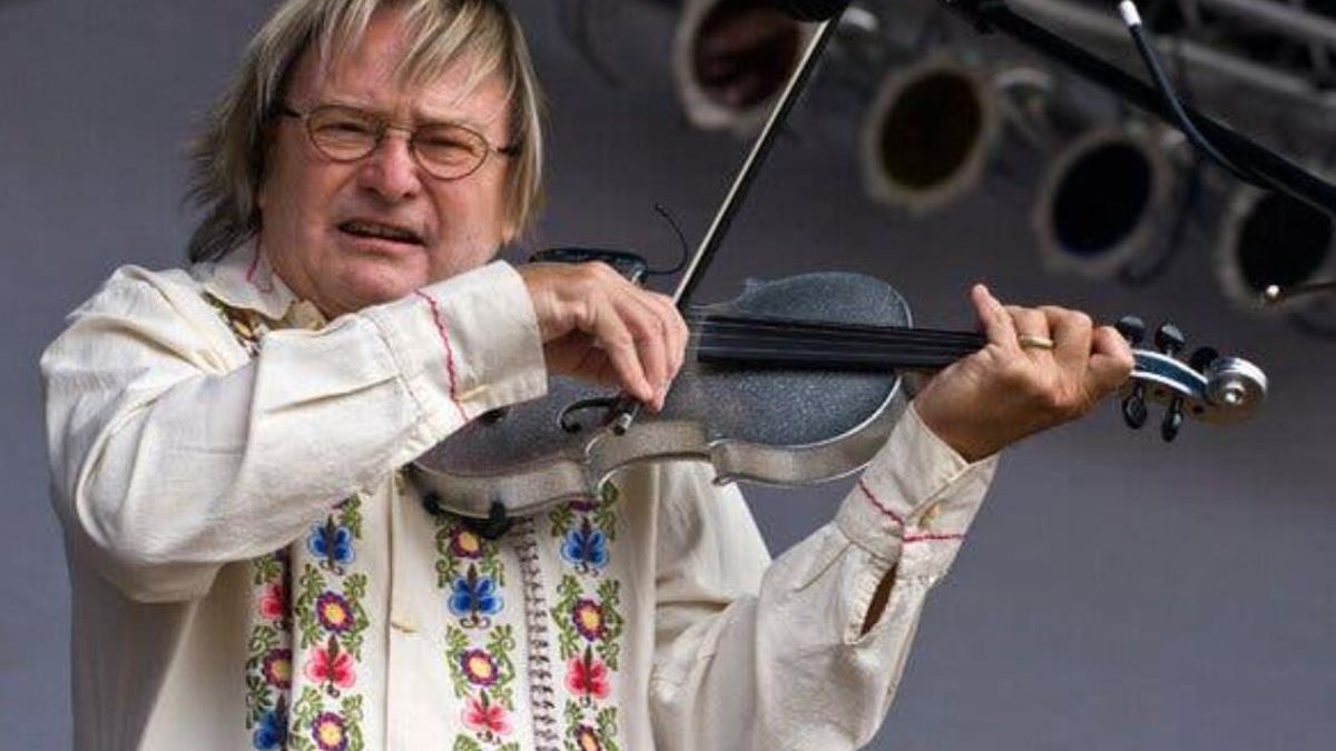 ¿Qué hace un violín o una flauta en una banda de rock?