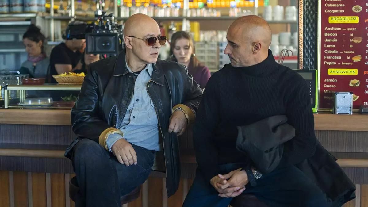 Roberto Álamo y Alain Hernández, en una escena de 'Casper' Rubén Romero