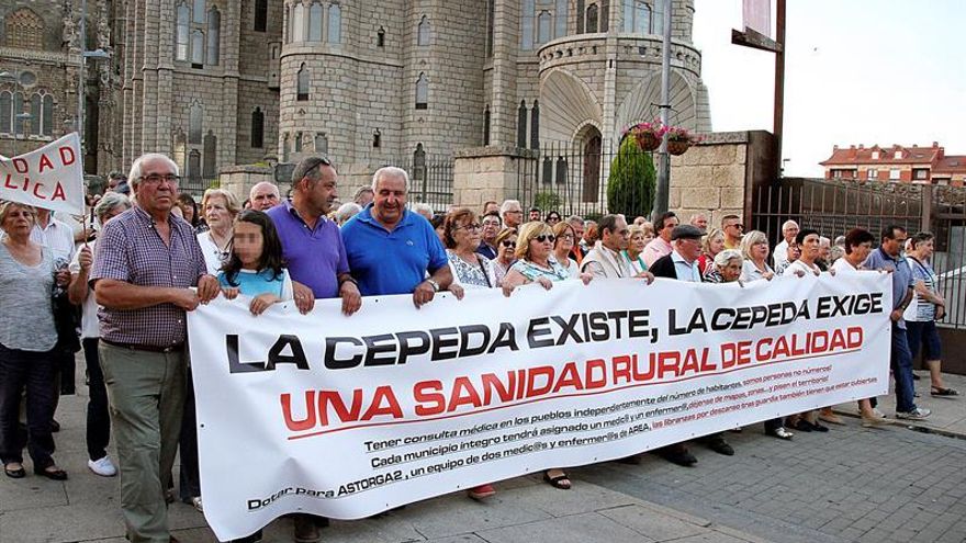 2.000 personas reivindican en Astorga (León) sanidad rural digna y de calidad