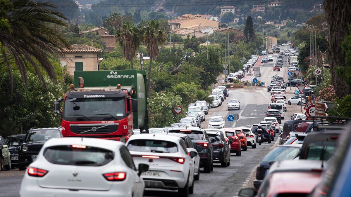 Balears da el primer paso para limitar la entrada de coches en Mallorca