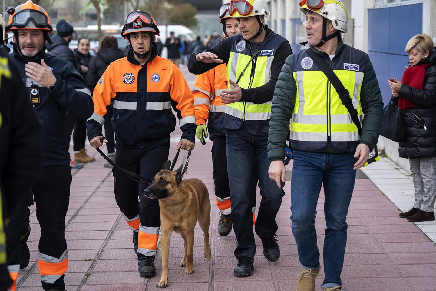Hundimiento del parking de Nueva Montaña (Santander). | JOAQUÍN GÓMEZ SASTRE
