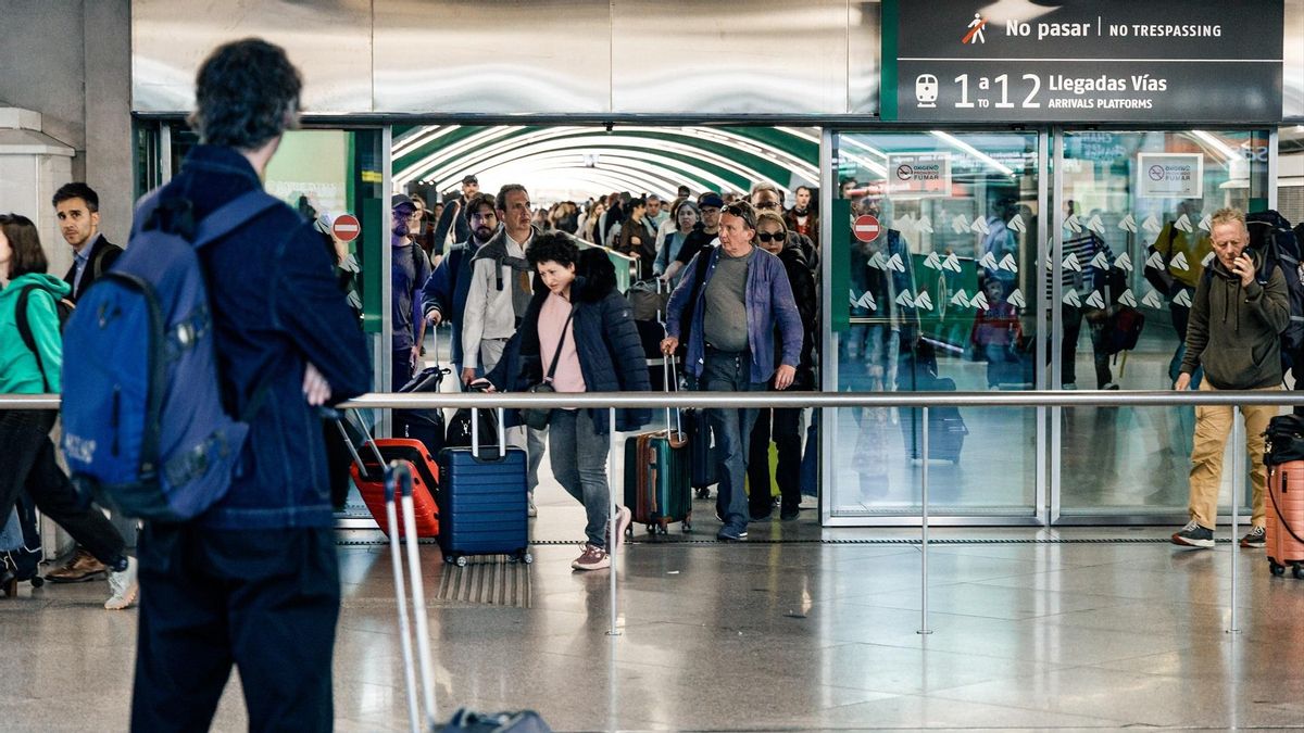 320 trenes cancelados y servicios mínimos del 73% en alta velocidad: así afectará a los viajeros la huelga de Renfe de este lunes