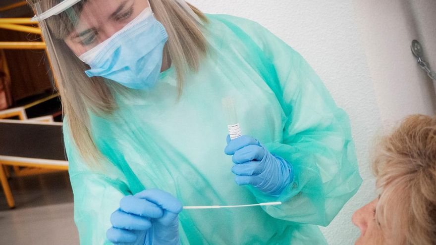 El coronavirus deja 13 nuevos fallecidos en Castilla-La Mancha mientras siguen bajando contagios y hospitalizaciones