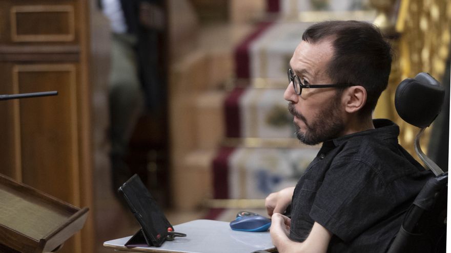 El portavoz de Unidas Podemos en el Congreso, Pablo Echenique, durante la primera jornada de la 26 edición del Debate sobre el Estado de la Nación, en el Congreso de los Diputados, a 12 de julio de 2022, en Madrid (España).