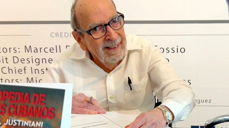 El escritor Federico Justiniani recoge en un libro la memoria de 250 cantantes cubanos
