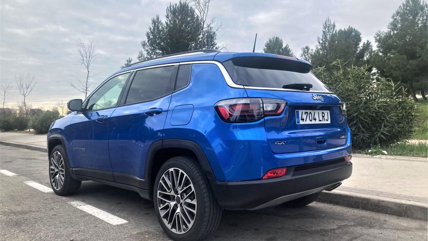 Las versiones híbridas enchufables del Jeep Compass parten de un precio de 45.950 euros.