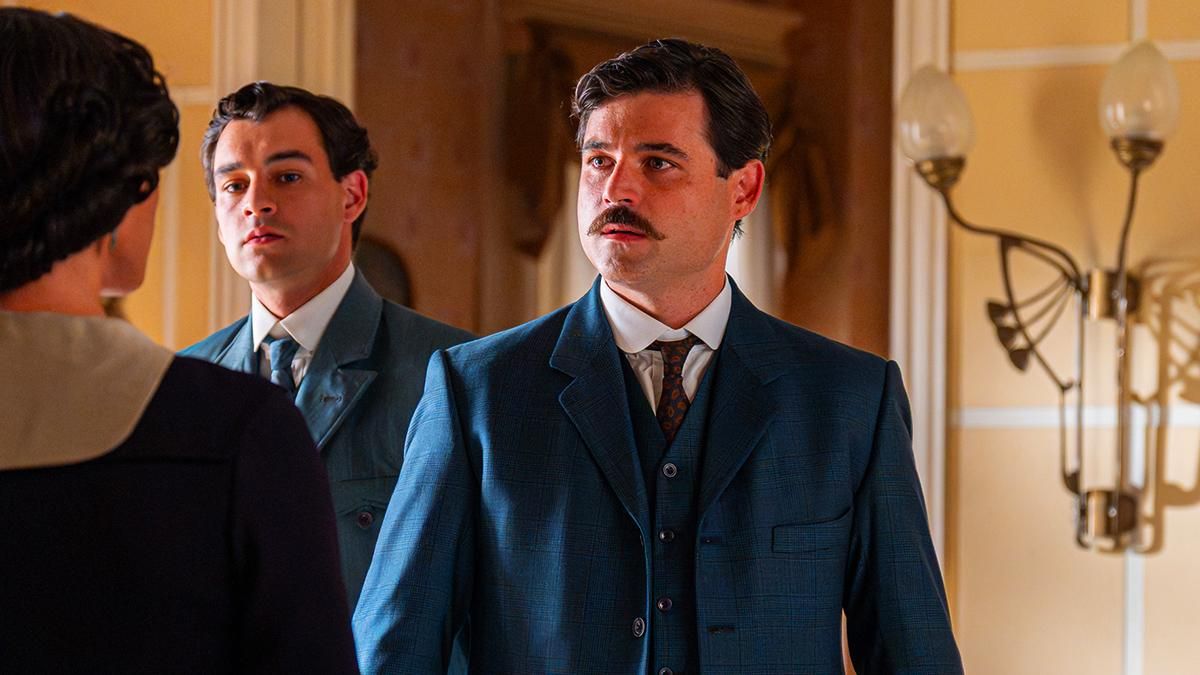 Manuel, durante su tenso reencuentro con Leocadia en 'La Promesa'