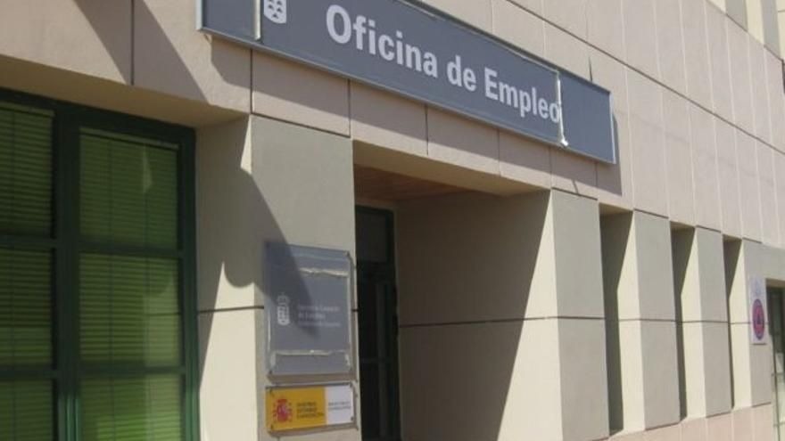 El paro registrado bajó un 1,5% en noviembre en Canarias
