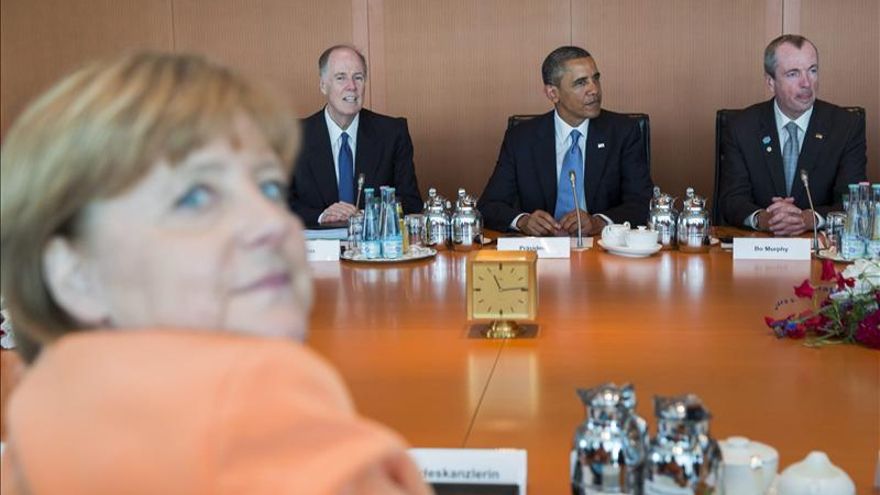 Obama dice que Alemania y EEUU quieren un proceso de transición en Siria