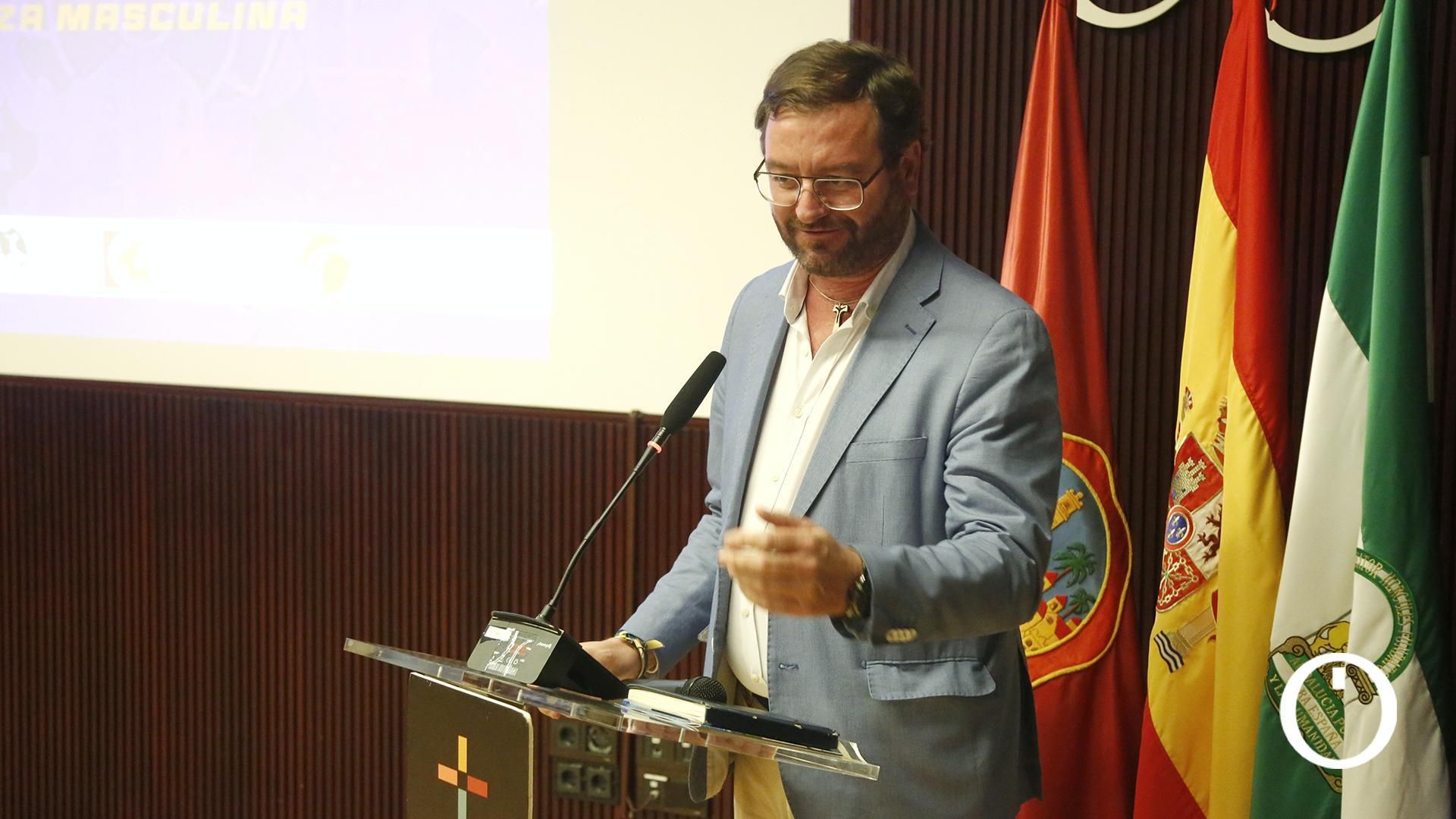 Presentación de los equipos sénior de la Academia Voleibol Córdoba