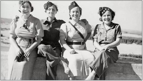 Milicianas con Gerda Taro, en septiembre de 1936, en el frente de Córdoba. Fuente: Archivo de Robert Capa y Cornell Capa, donación de Cornell y Edith Capa, 2010, ICP.