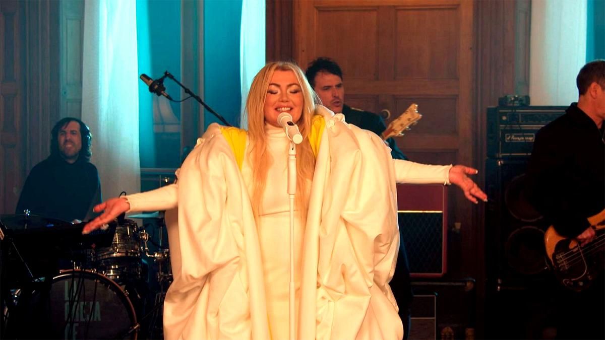 Amaia Montero con La Oreja de Van Gogh en La casa de la música de RTVE