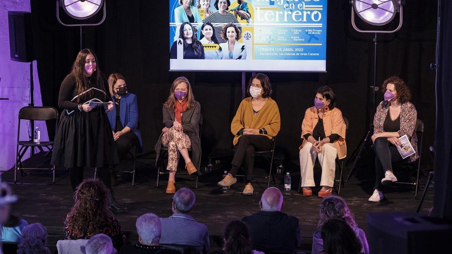 Podemos Canarias aplaude que una de las firmantes de la carta de Meri Pita deje su acta: “Es lo coherente”