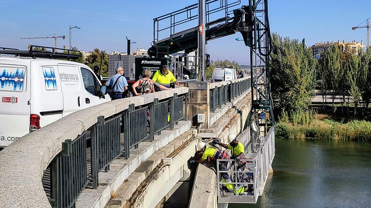 Trabajos en el Puente de Santiago.