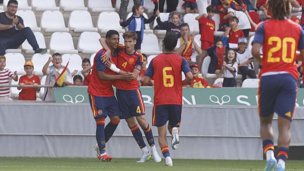 Las imágenes del partido España - Ucrania Sub 17 en El Arcángel