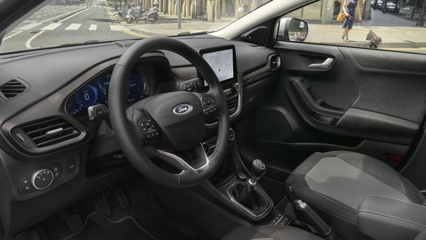 Interior del Ford Puma.