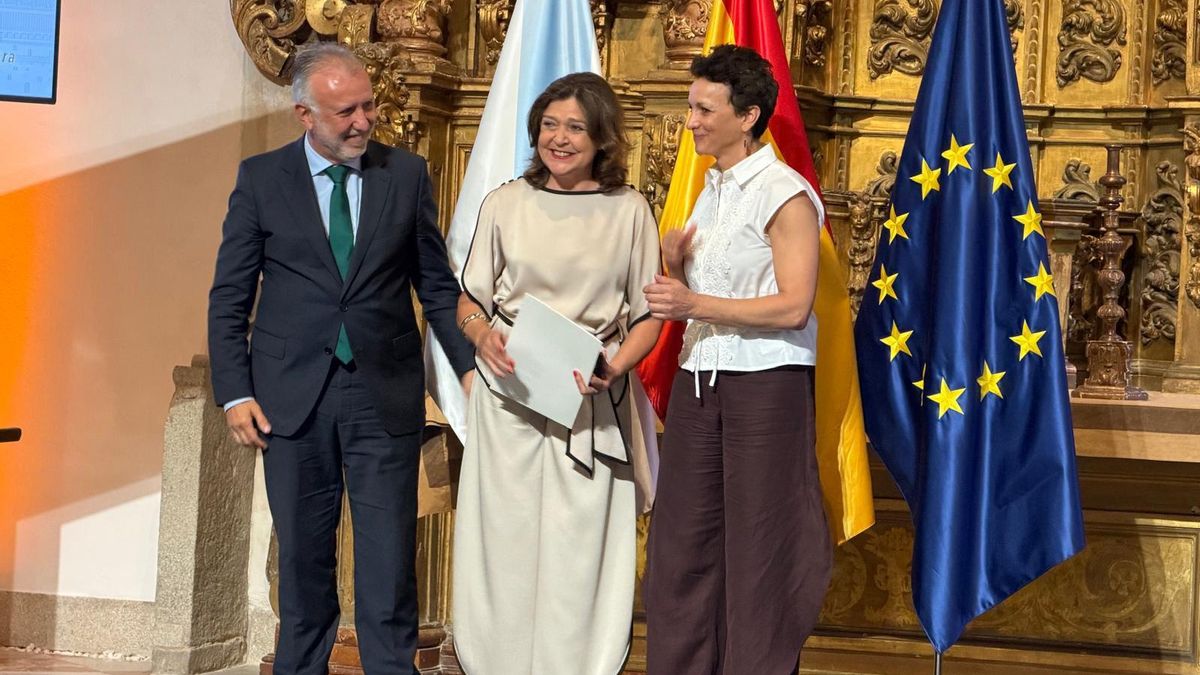 La jefa de la Unidad de Violencia sobre la Mujer en Cáceres recibe el Distintivo al Mérito en el Servicio Público