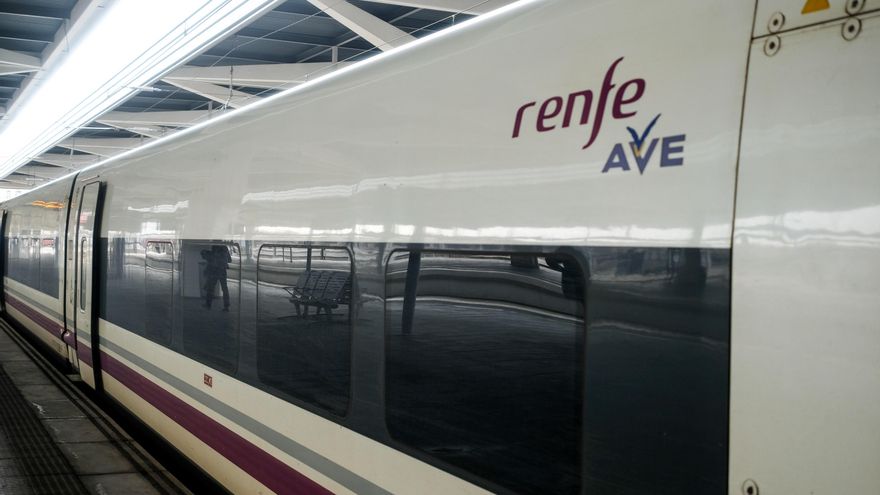 La circulación de trenes de alta velocidad entre Madrid y València seguirá suspendida este miércoles