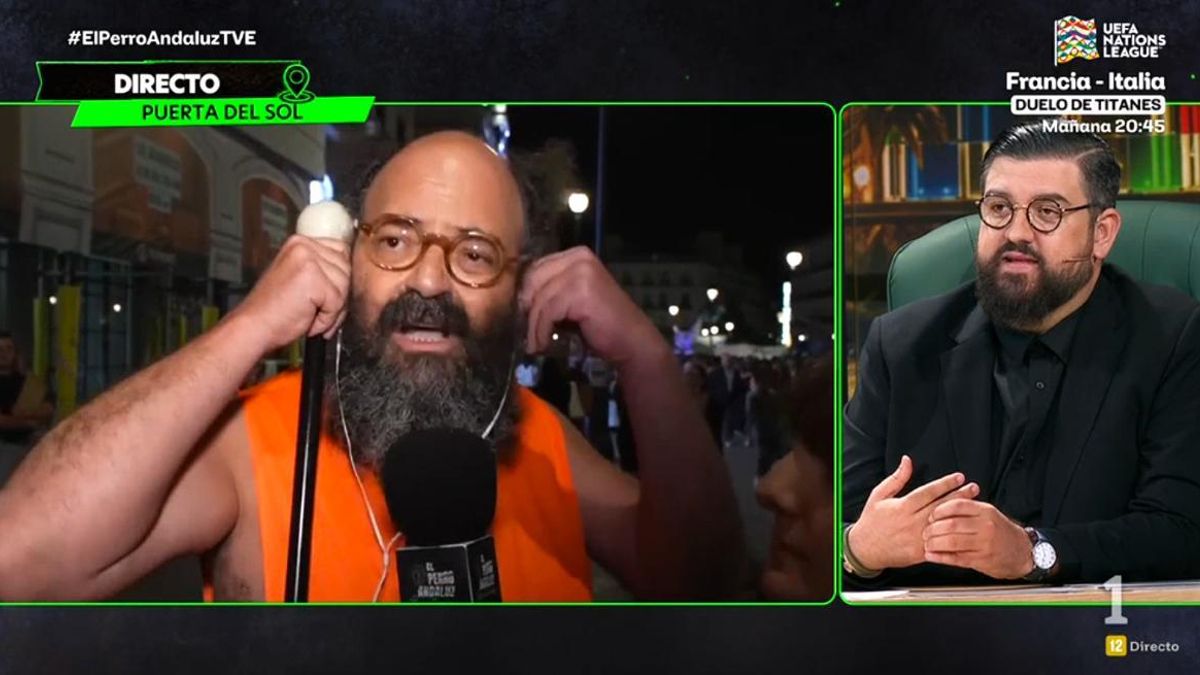 'El perro andaluz' conecta con Ignatius Farray en la acampada de Sol: "Esto es la democracia frente al fascismo"