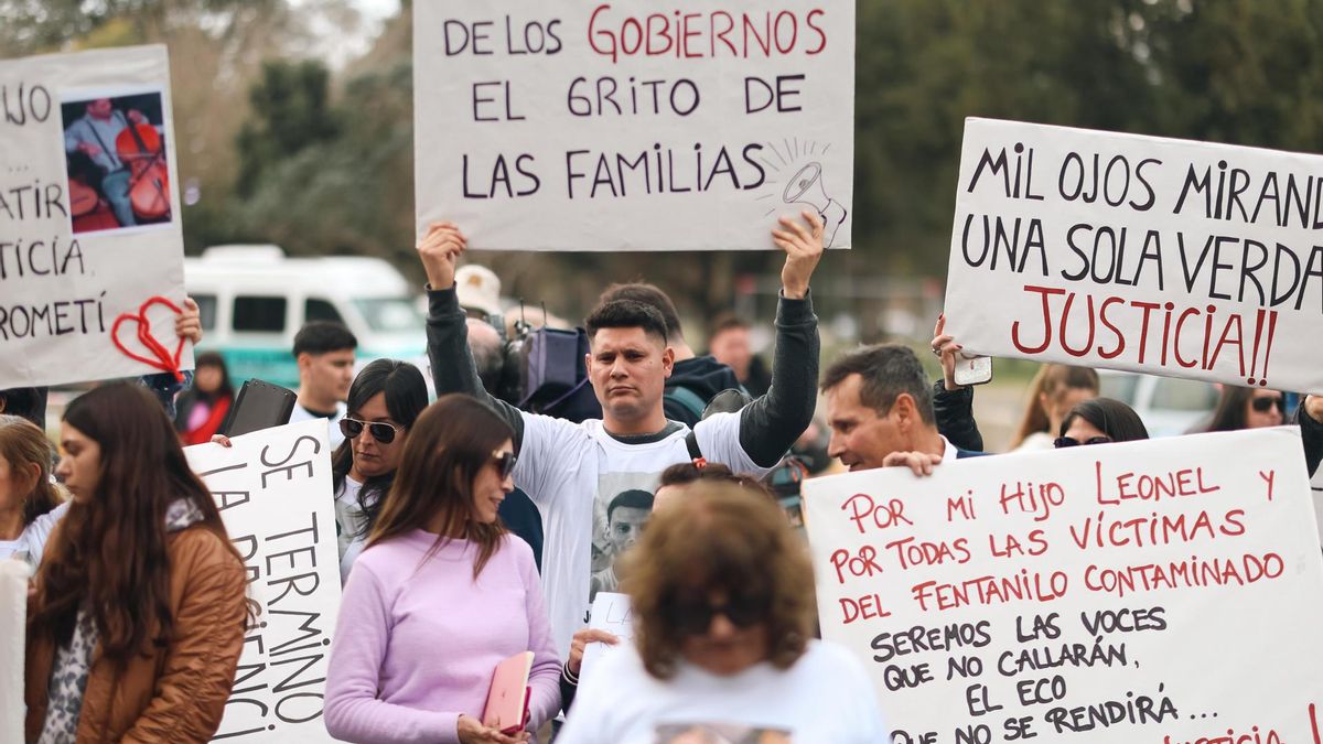 A cuatro meses del retiro del fentanilo contaminado, no hay imputados en la causa y se multiplican las protestas de familiares de las víctimas.