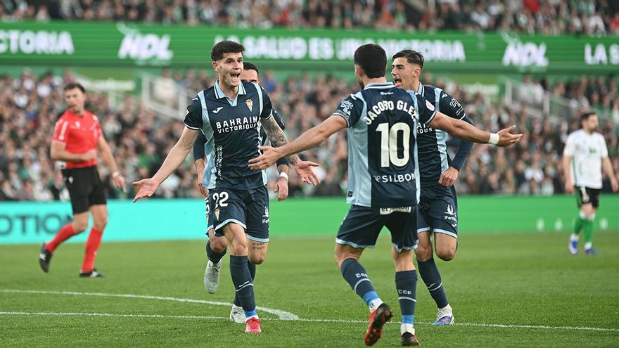 La pólvora no se moja en la peor crisis de resultados del Córdoba CF