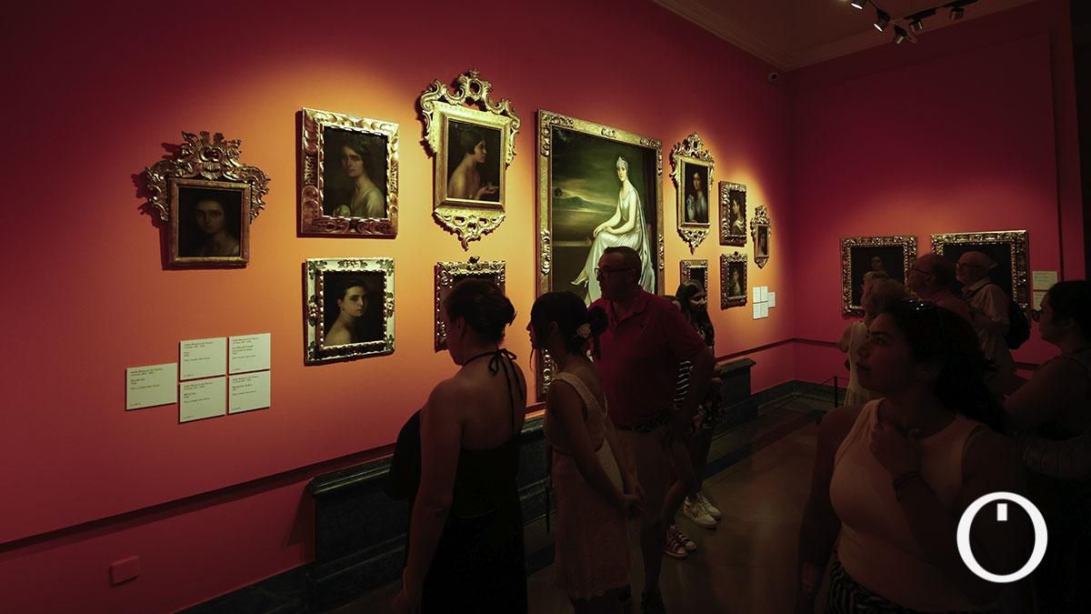 Turistas visitando el Museo de Julio Romero de Torres en el Día del Patrimonio