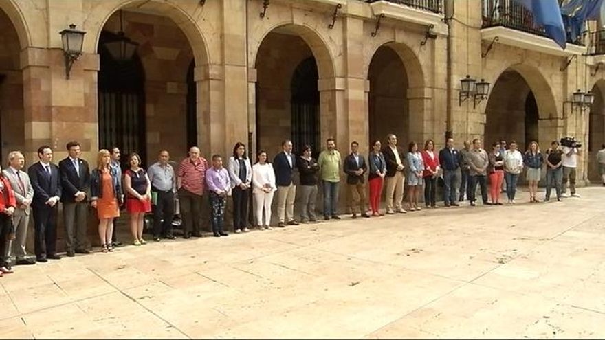 Vox se desmarca de la corporación en Oviedo y no irá a los minutos de silencio que se hagan por asesinatos machistas