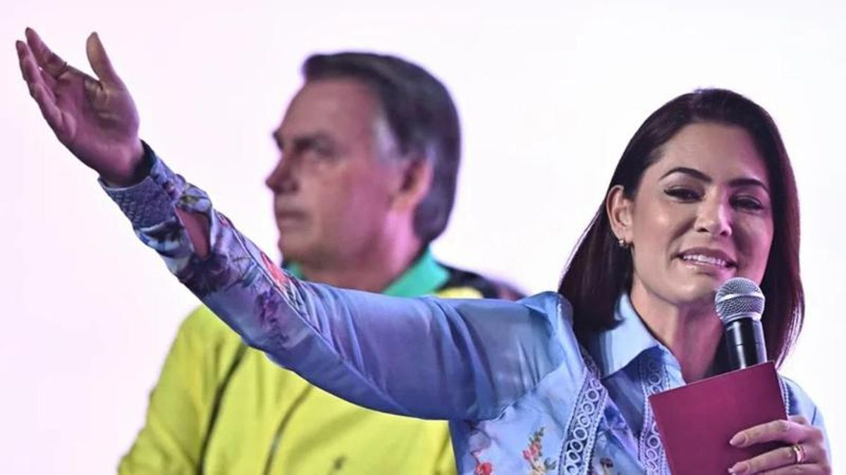 Cuatro miembros del clan Bolsonaro aseguran sus bancas en las elecciones legislativas de Brasil
