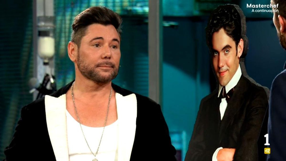 Miguel Poveda homenajea a Lorca en 'La Revuelta'