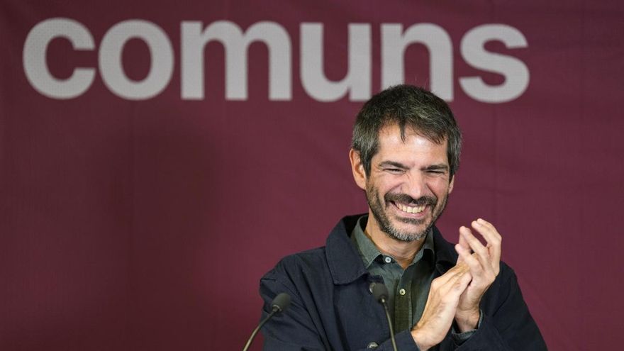 El ministro de Cultura, Ernest Urtasun, participa en un encuentro con representantes de su espacio político en el Baix Llobregat. EFE/Alejandro García