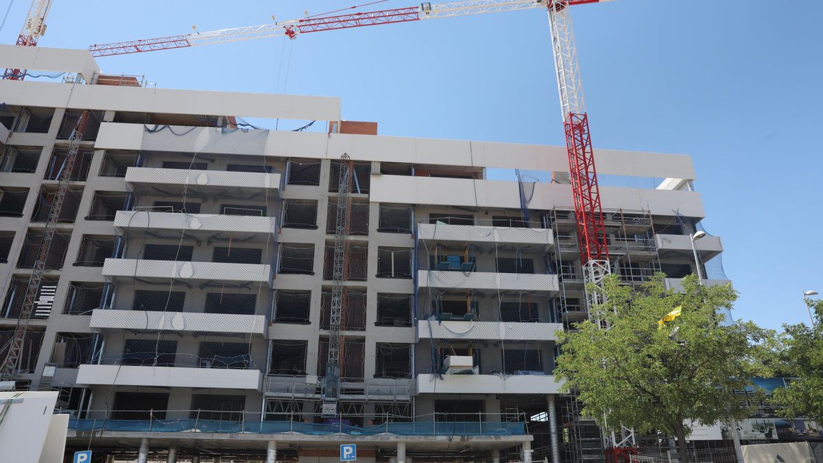 Castilla-La Mancha crea un depósito de fianzas del alquiler y liberará suelo para vivienda pública de uso temporal