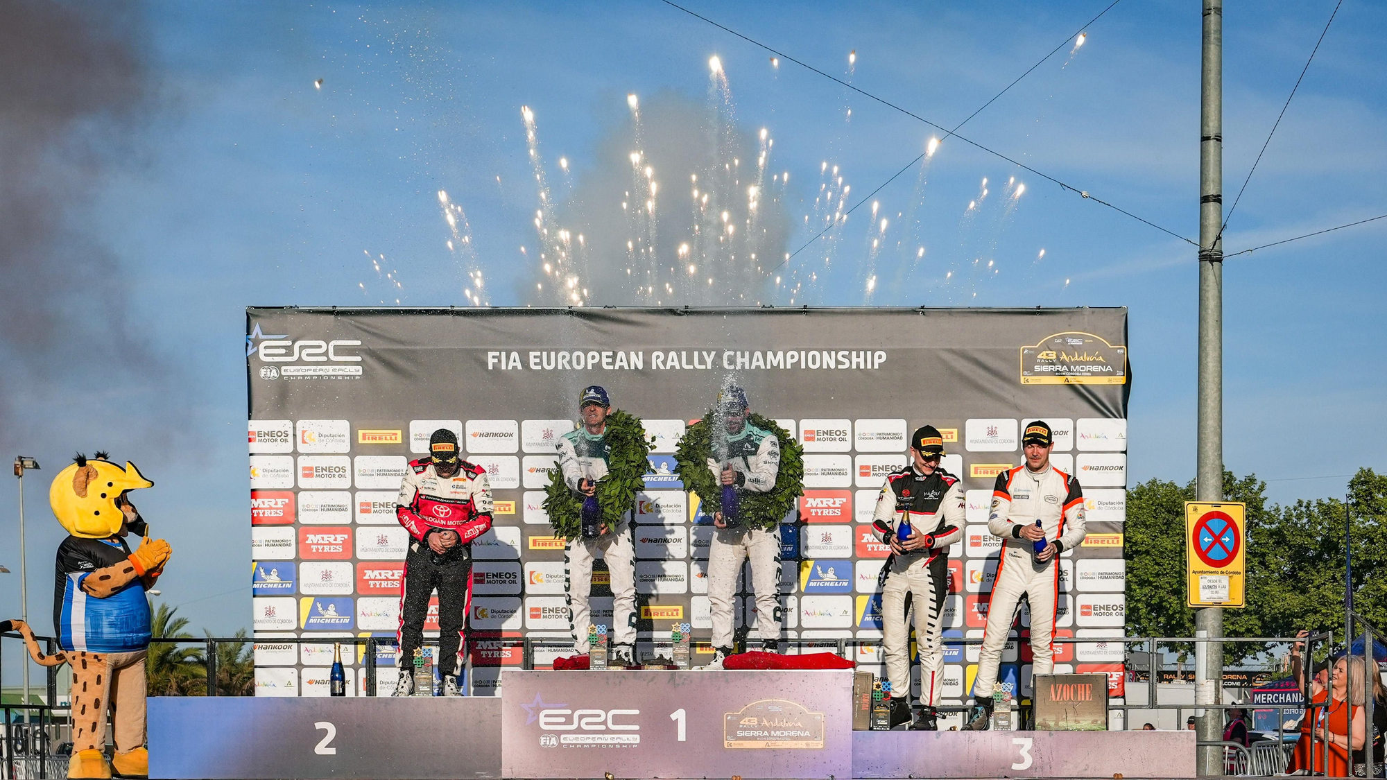 Entrega de premios y podio del Rally Sierra Morena