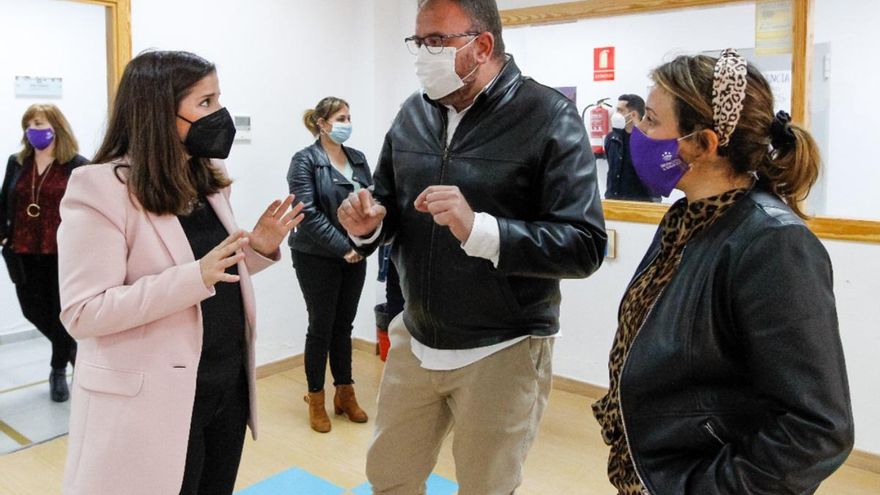 El alcalde de Mérida disputará a Rafael Lemus el liderazgo del PSOE provincial de Badajoz